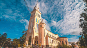 Nhà Thờ Con Gà công trình kiến trúc Pháp